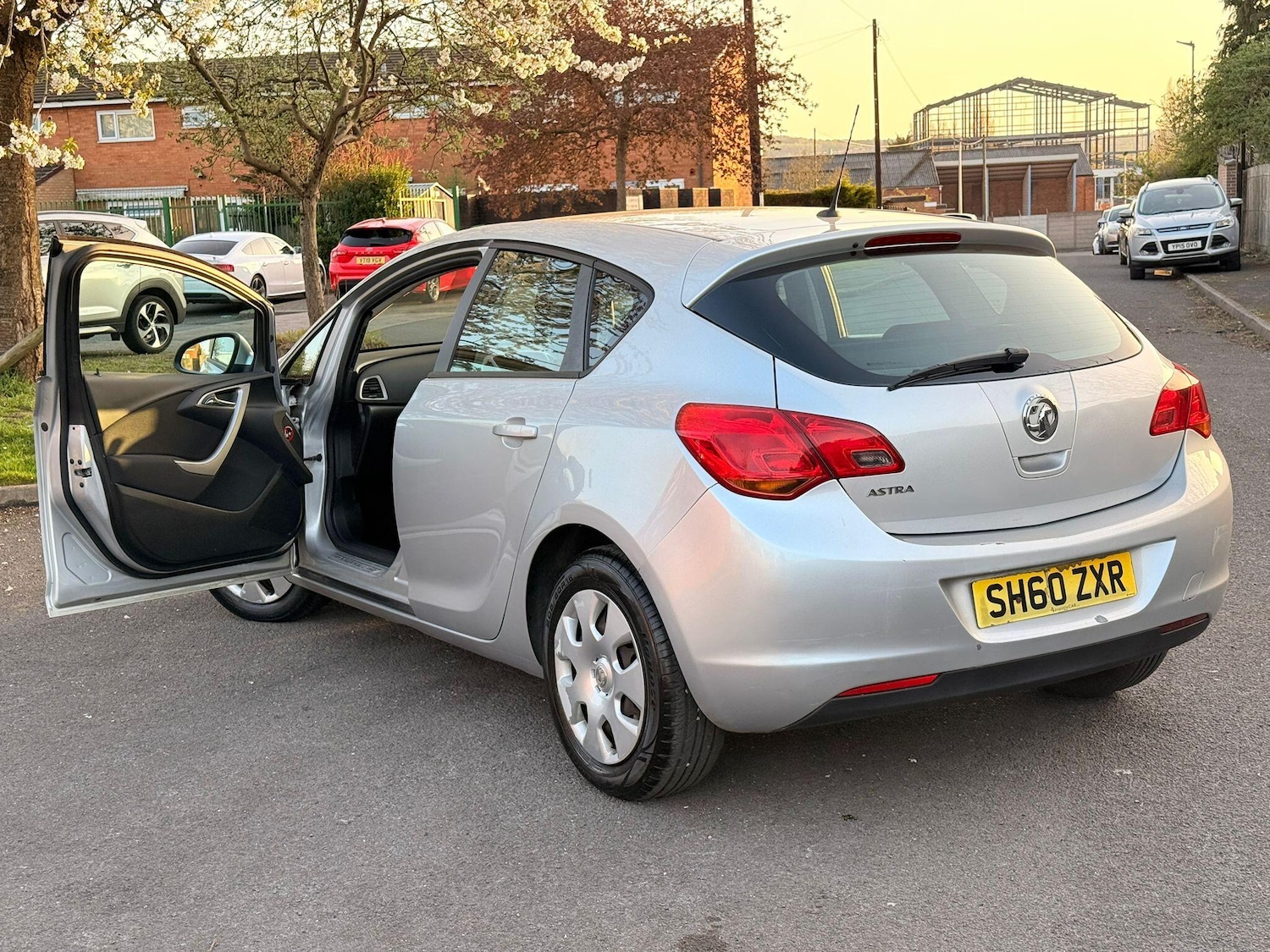 Used Vauxhall Astra 2010 for sale - 78204110: Photo 8