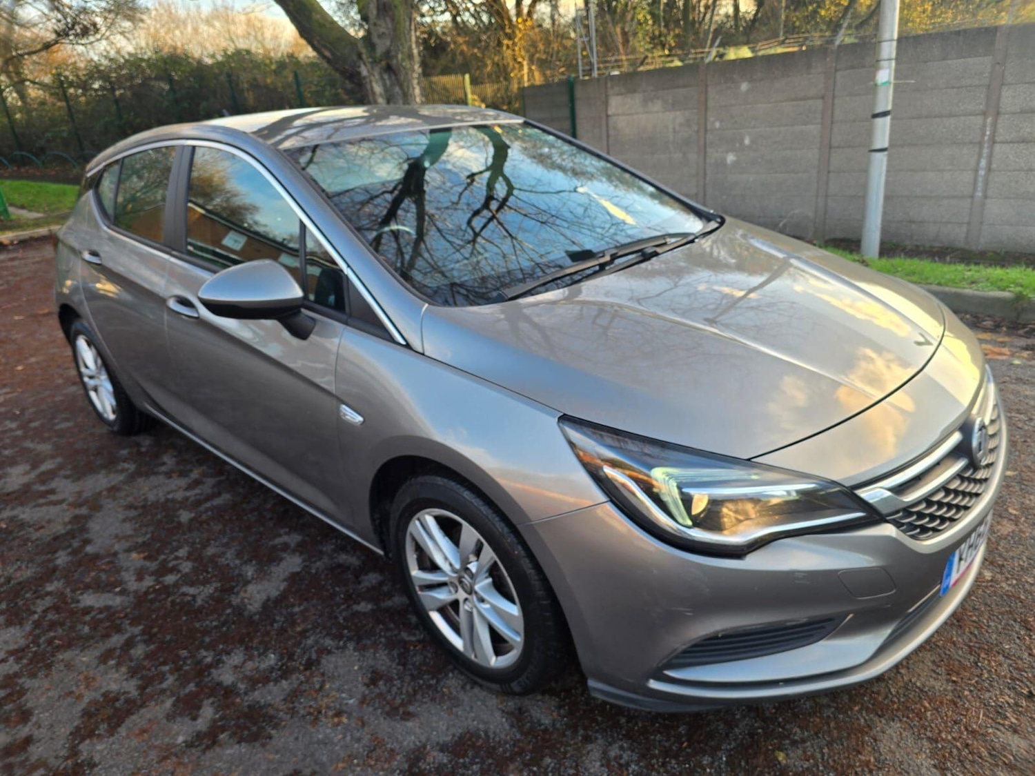 Used Vauxhall Astra 2016 for sale - 76634012: Photo 1
