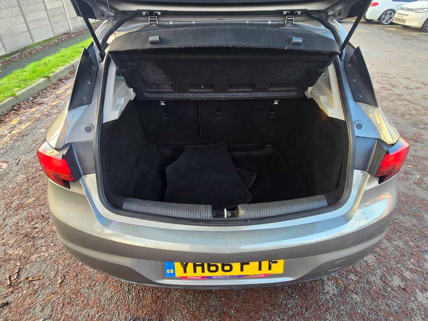 Used Vauxhall Astra 2016 for sale - 76634012: Photo 37