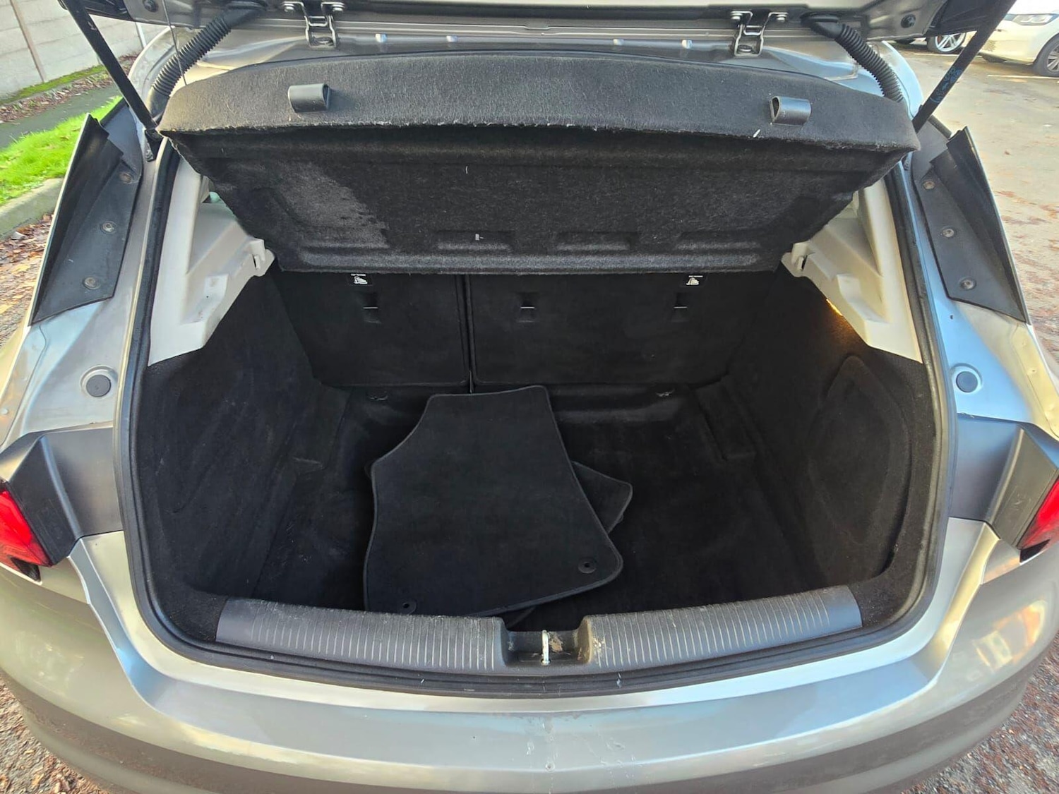 Used Vauxhall Astra 2016 for sale - 76634012: Photo 38