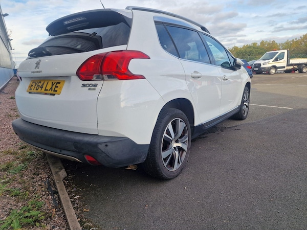 Used Peugeot 2008 2014 for sale - 76240281: Photo 12