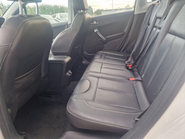 Used Peugeot 2008 2014 for sale - 76240281: Photo 18