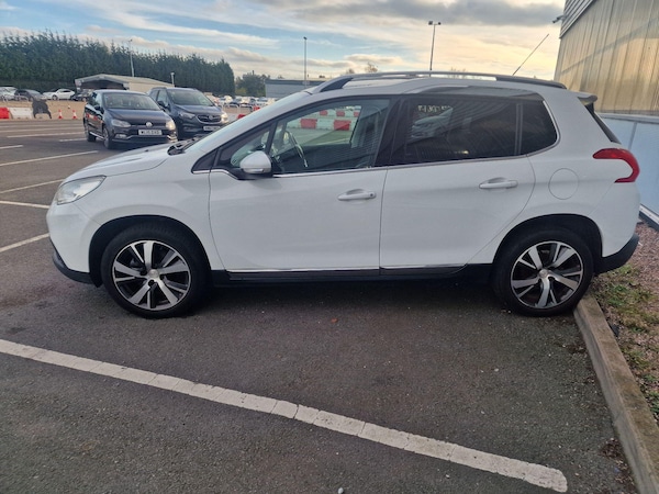 Used Peugeot 2008 2014 for sale - 76240281: Photo 9