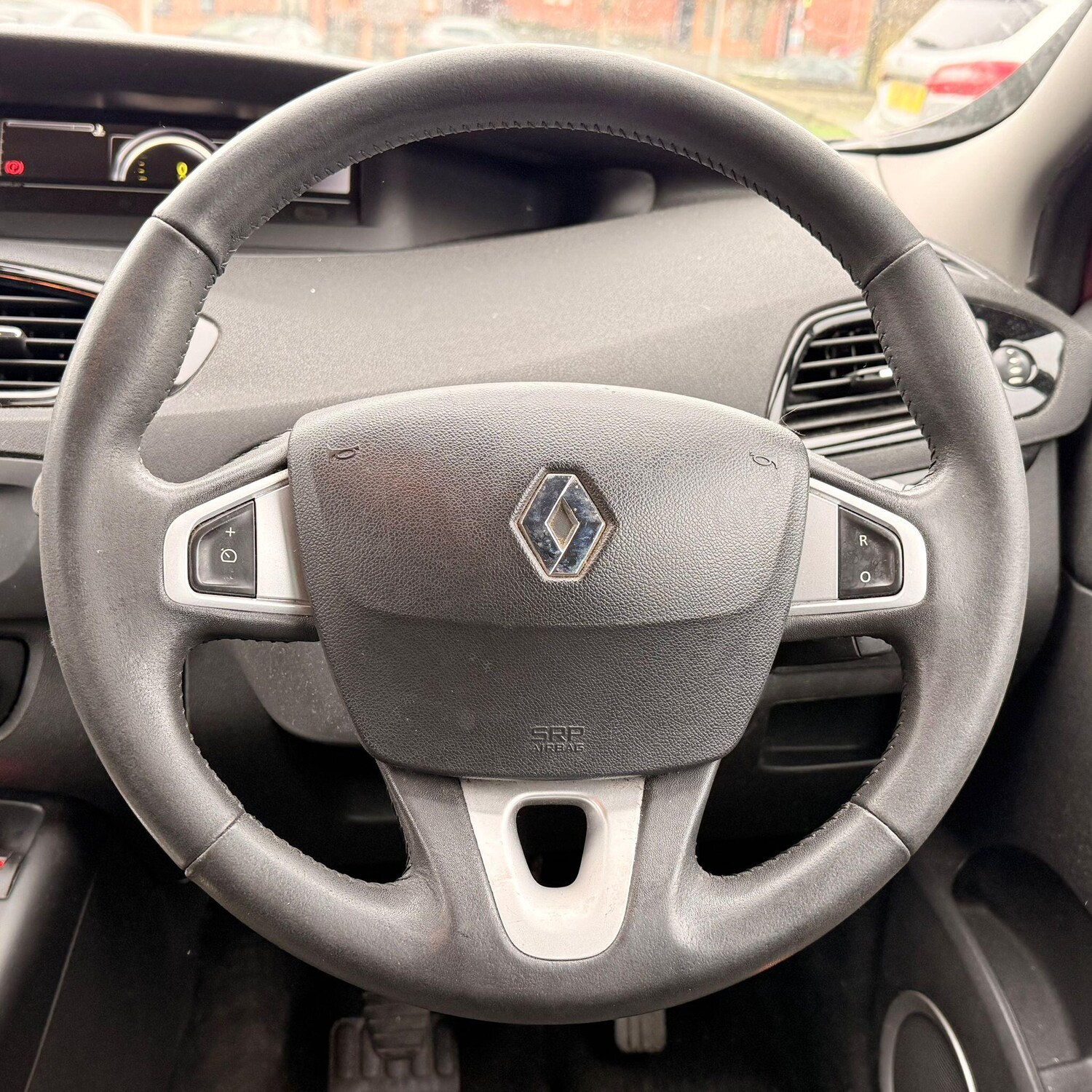Used Renault Grand Scenic for sale - 77793796: Photo 35