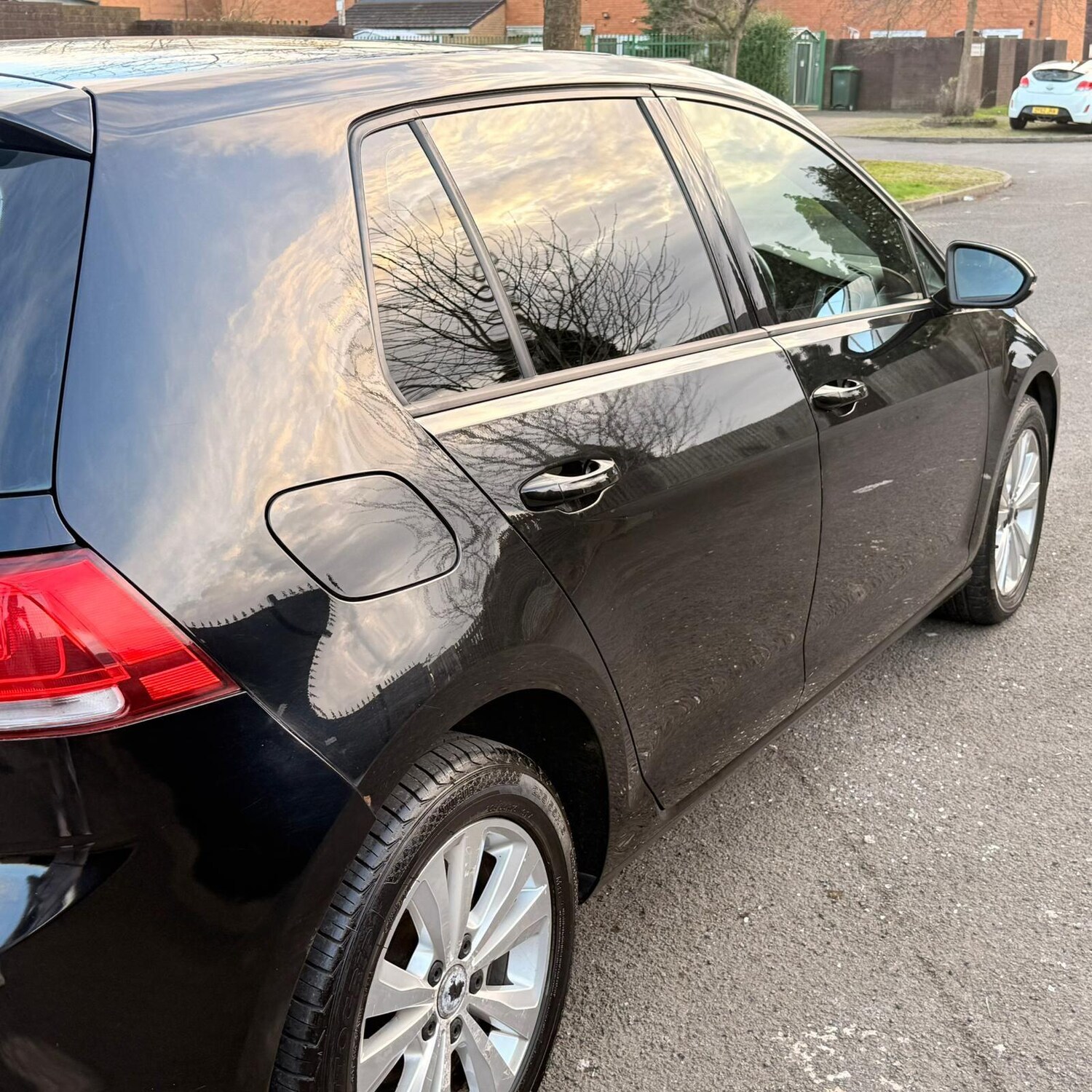 Used Volkswagen Golf 2014 for sale - 77723860: Photo 14