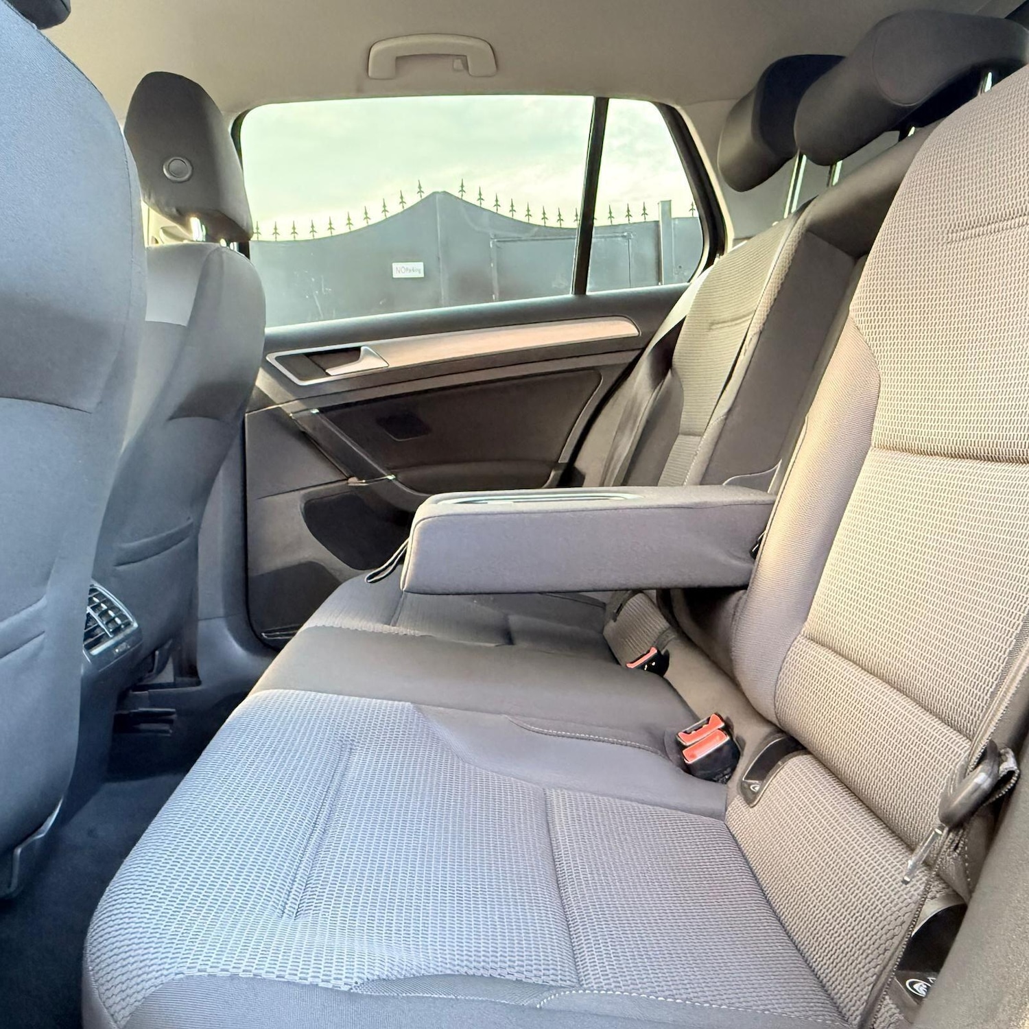 Used Volkswagen Golf 2014 for sale - 77723860: Photo 22