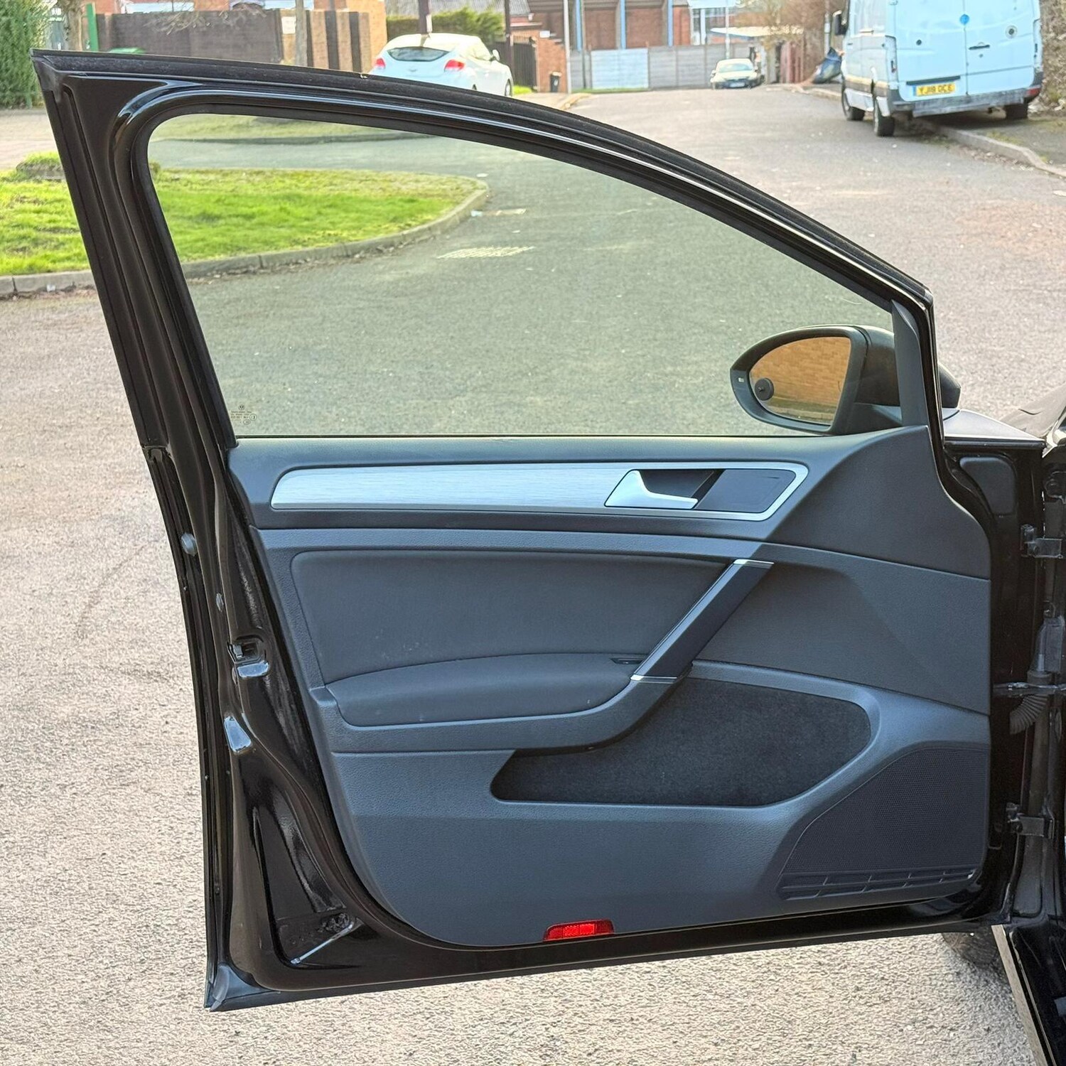 Used Volkswagen Golf 2014 for sale - 77723860: Photo 29