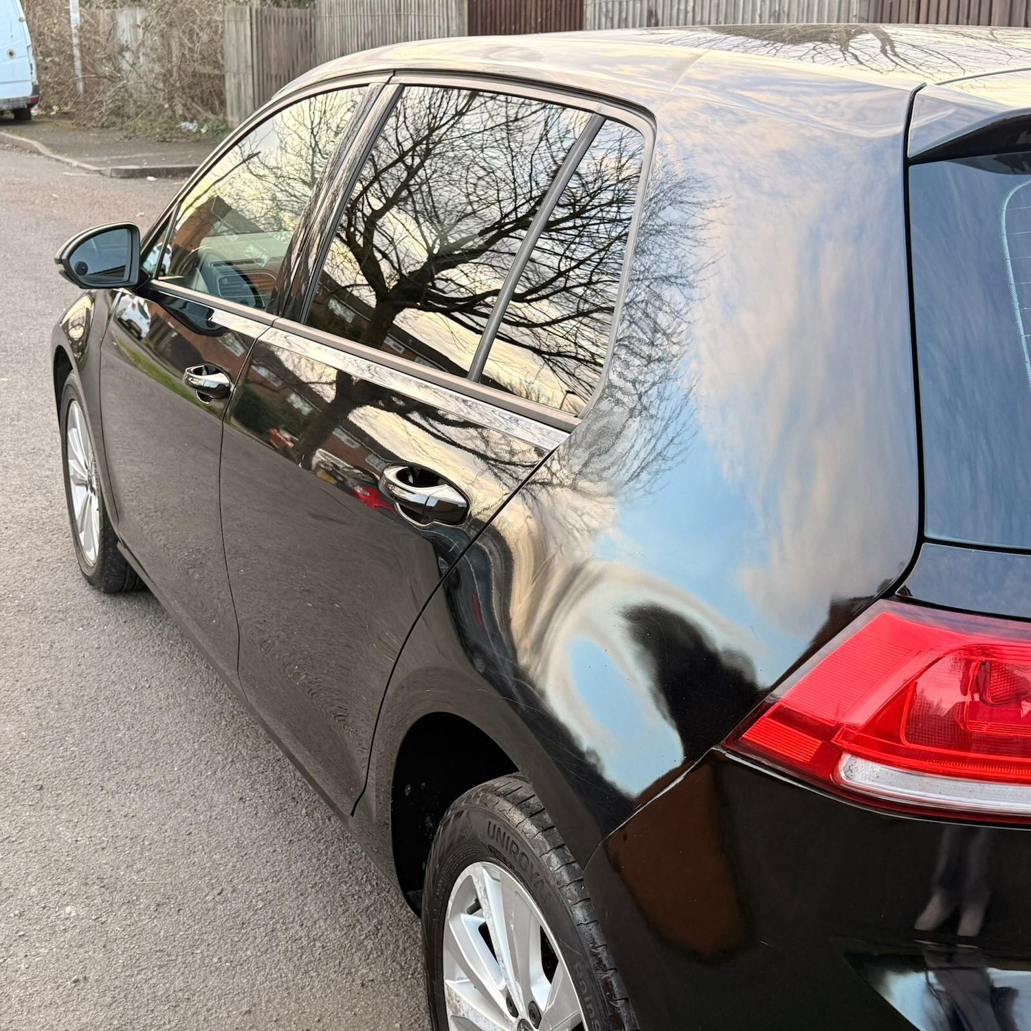 Used Volkswagen Golf 2014 for sale - 77723860: Photo 4