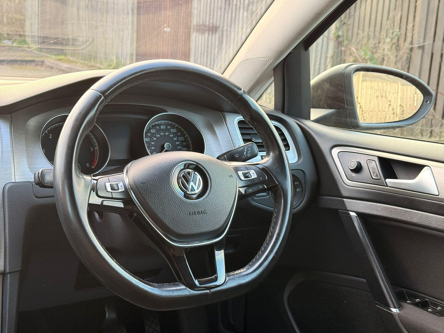 Used Volkswagen Golf 2014 for sale - 77723860: Photo 45