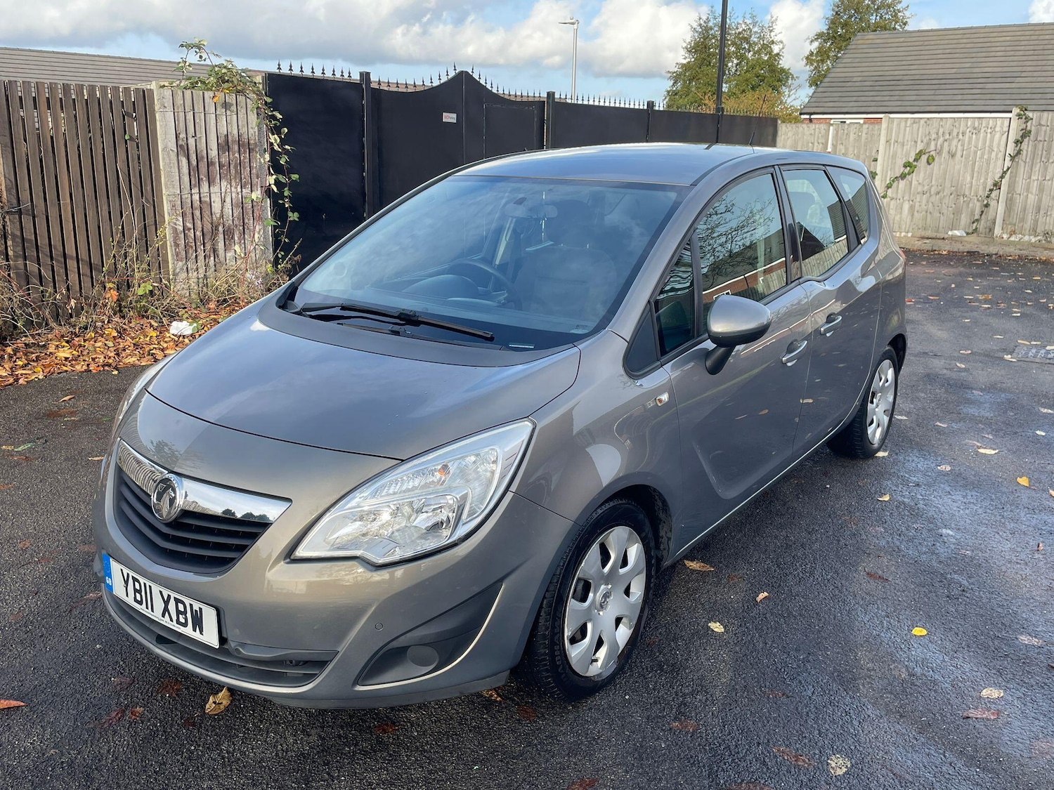 Used Vauxhall Meriva 2011 for sale - 76398955: Photo 1