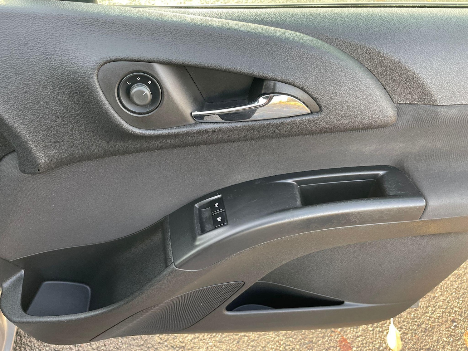 Used Vauxhall Meriva 2011 for sale - 76398955: Photo 28