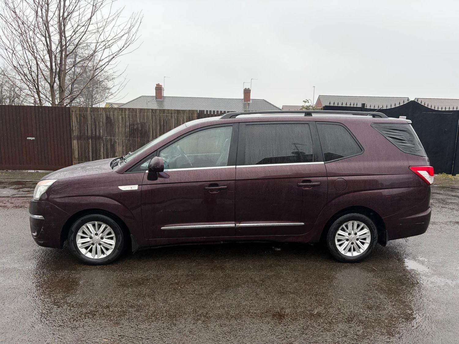 Used Ssangyong Turismo 2016 for sale - 77454910: Photo 14