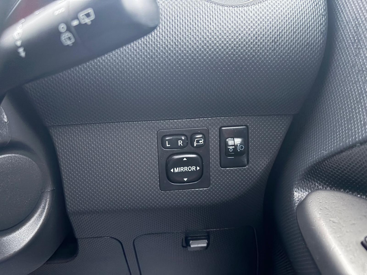 Used Ssangyong Turismo 2016 for sale - 77454910: Photo 41