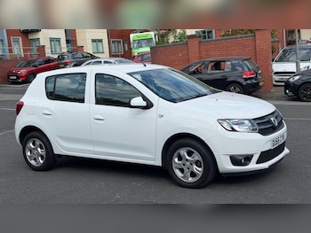 Used Dacia Sandero 2016 for sale - 79495837: Photo