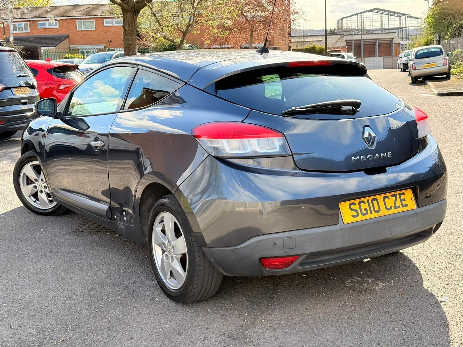 Used Renault Megane 2010 for sale - 78141373: Photo 10