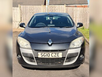 Used Renault Megane 2010 for sale - 78141373: Photo