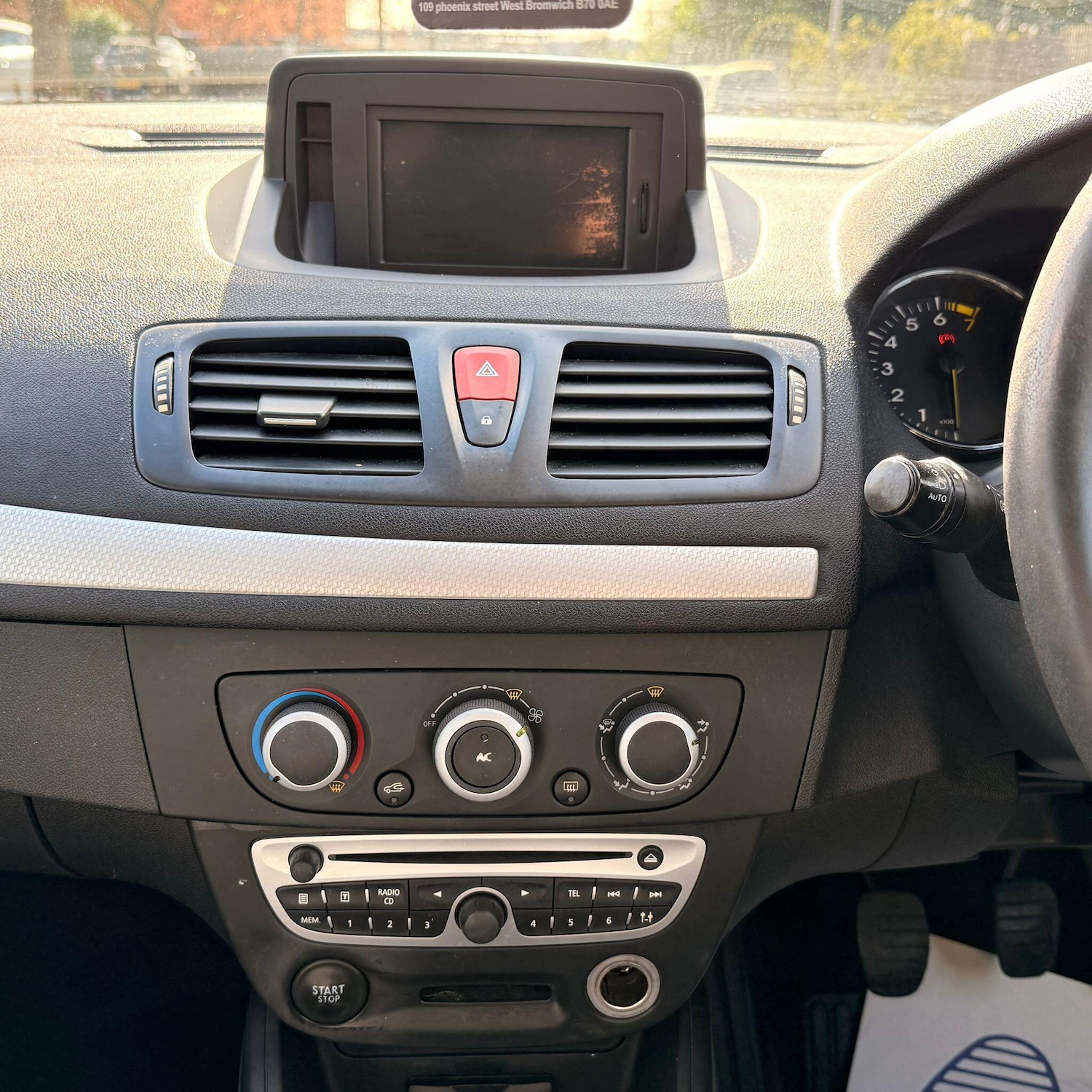 Used Renault Megane 2010 for sale - 78141373: Photo 39