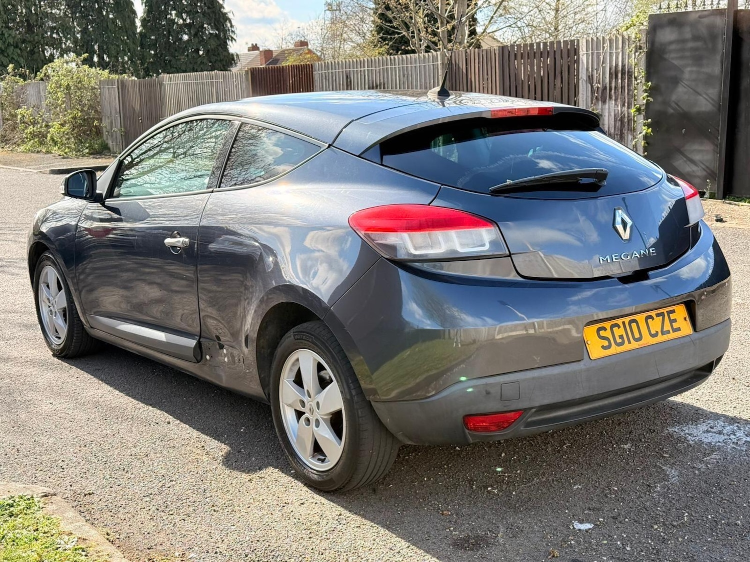 Used Renault Megane 2010 for sale - 78141373: Photo 7