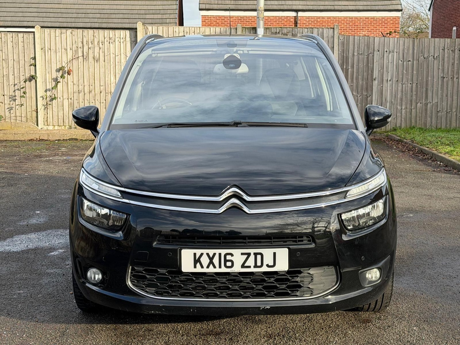 Used Citroen C4 Grand Picasso 2016 for sale - 76942548: Photo 2