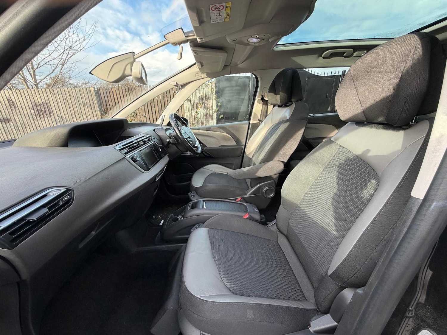 Used Citroen C4 Grand Picasso 2016 for sale - 76942548: Photo 38