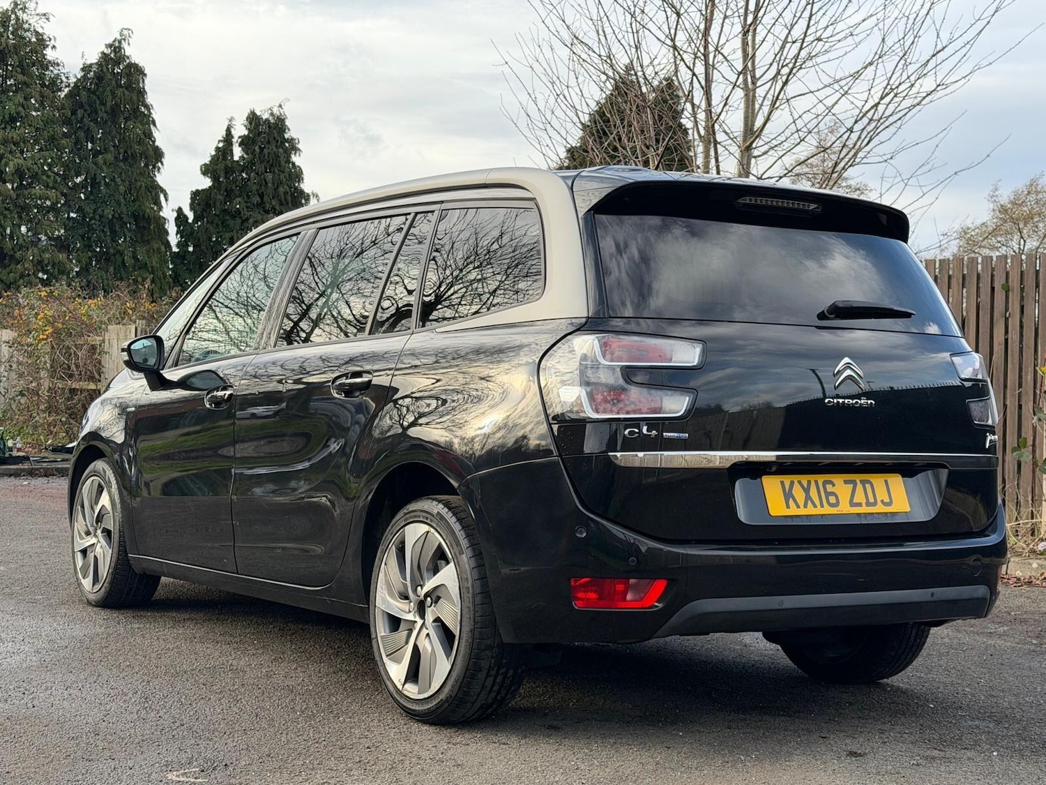 Used Citroen C4 Grand Picasso 2016 for sale - 76942548: Photo 5