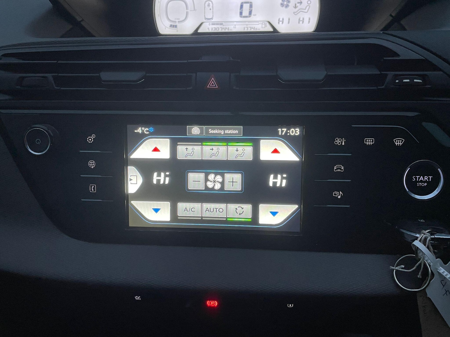 Used Citroen C4 Grand Picasso 2014 for sale - 76584436: Photo 26