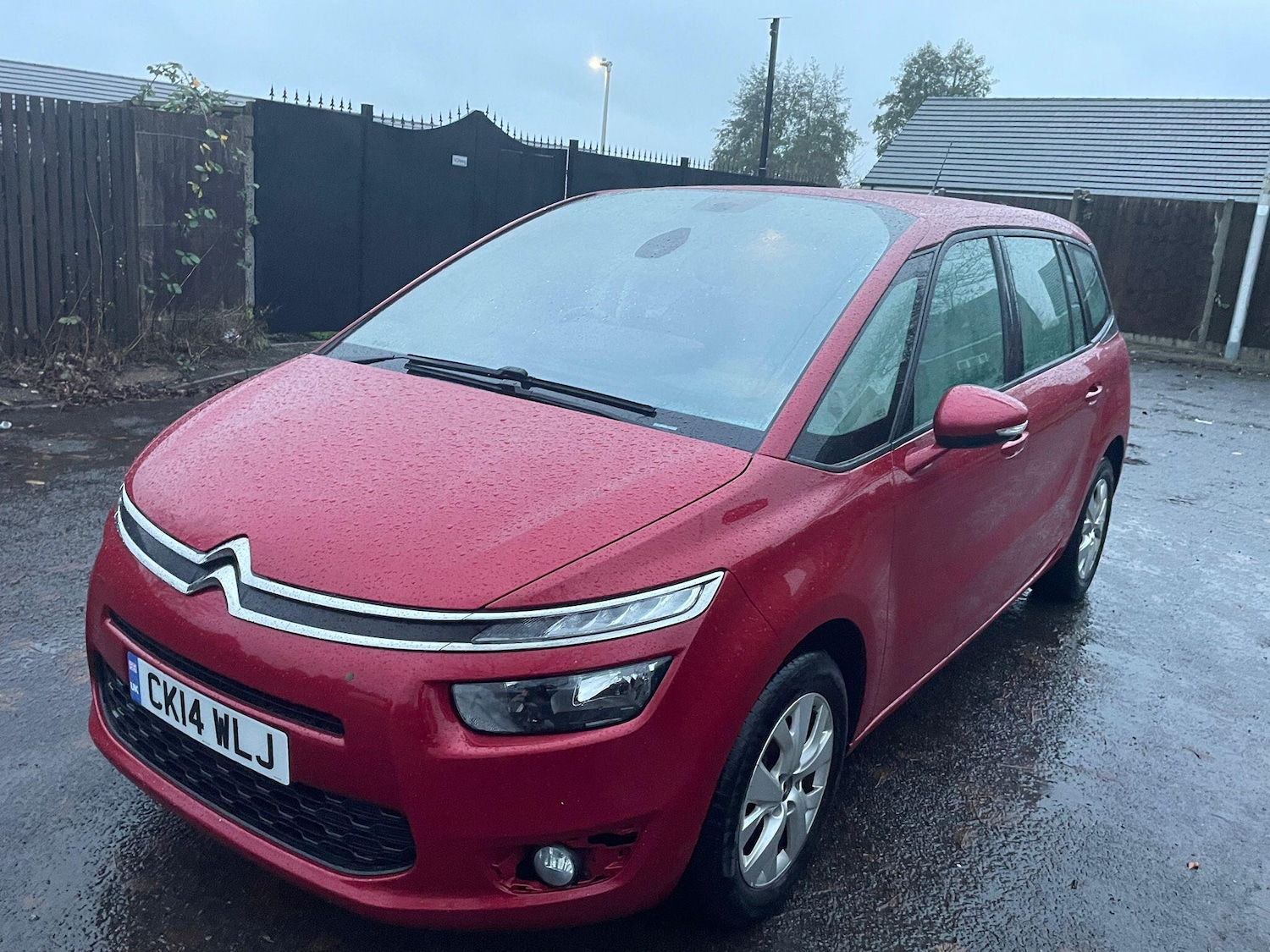 Used Citroen C4 Grand Picasso 2014 for sale - 76584436: Photo 9