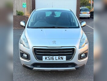 Used Peugeot 3008 2016 for sale - 79440592: Photo