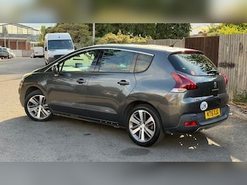 Used Peugeot 3008 2015 for sale - 79609349: Photo