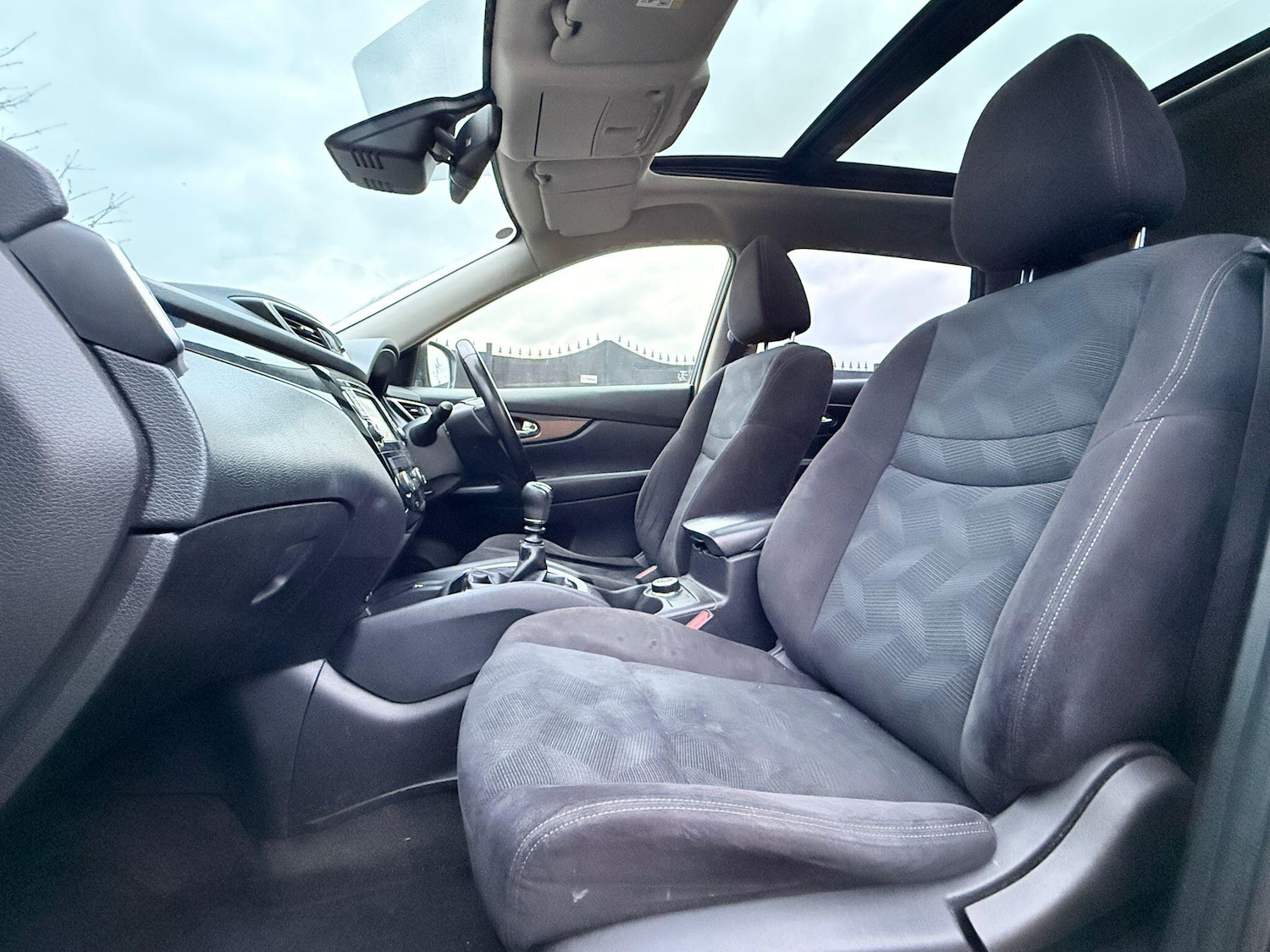 Used Nissan X-Trail 2015 for sale - 78205275: Photo 45