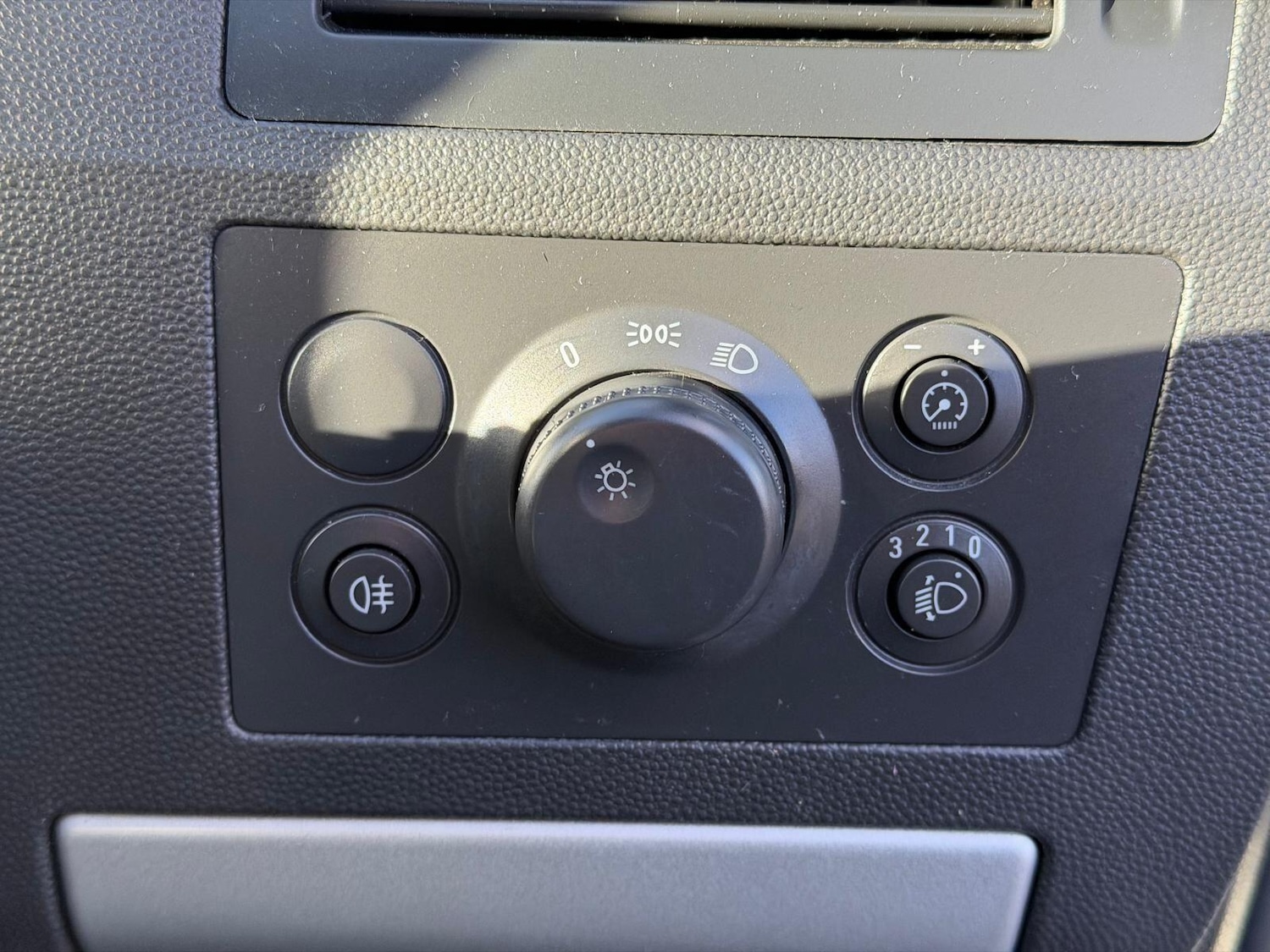 Used Vauxhall Zafira 2013 for sale - 77238641: Photo 22