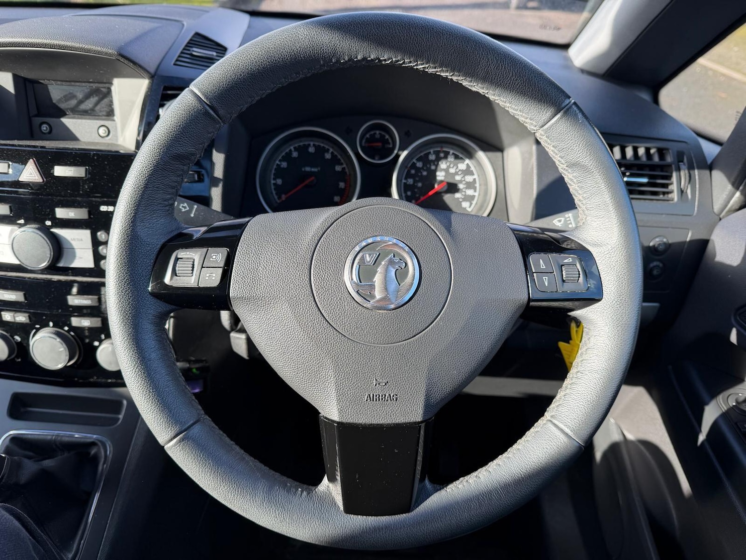 Used Vauxhall Zafira 2013 for sale - 77238641: Photo 34