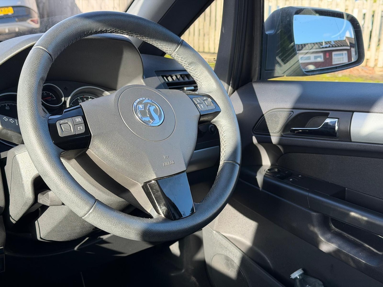 Used Vauxhall Zafira 2013 for sale - 77238641: Photo 35