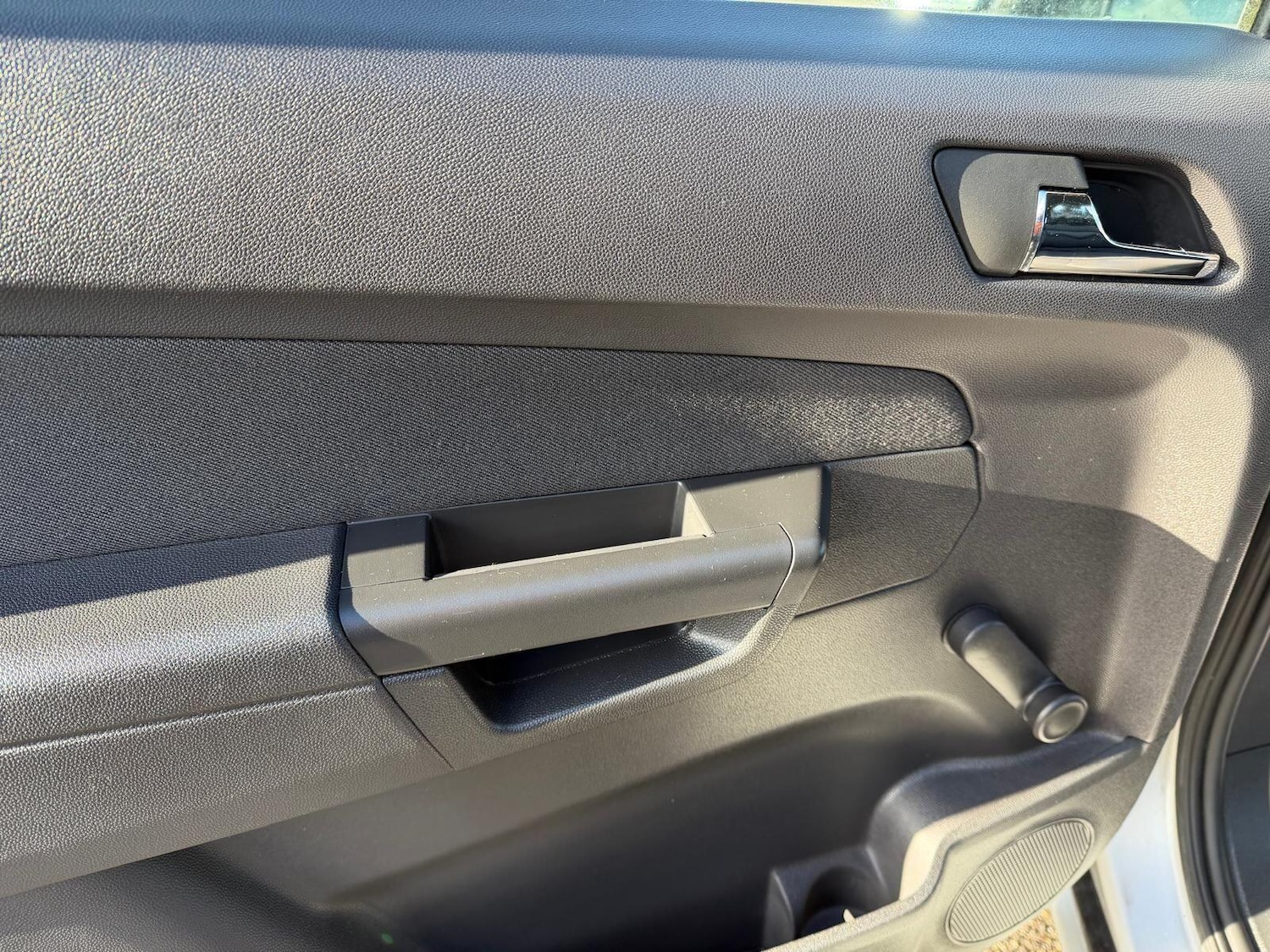 Used Vauxhall Zafira 2013 for sale - 77238641: Photo 41