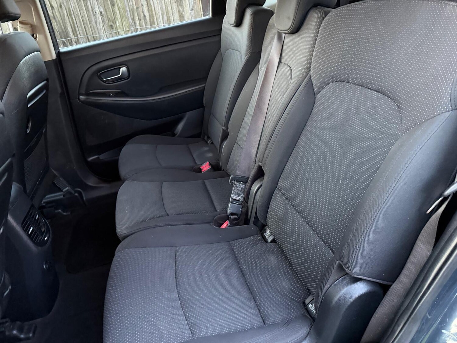 Used Kia Carens for sale - 77564795: Photo 21