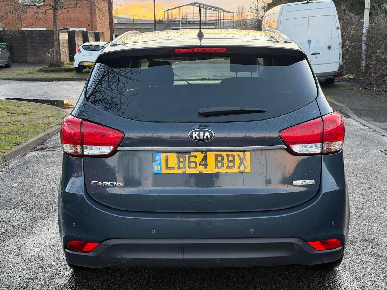 Used Kia Carens for sale - 77564795: Photo 7