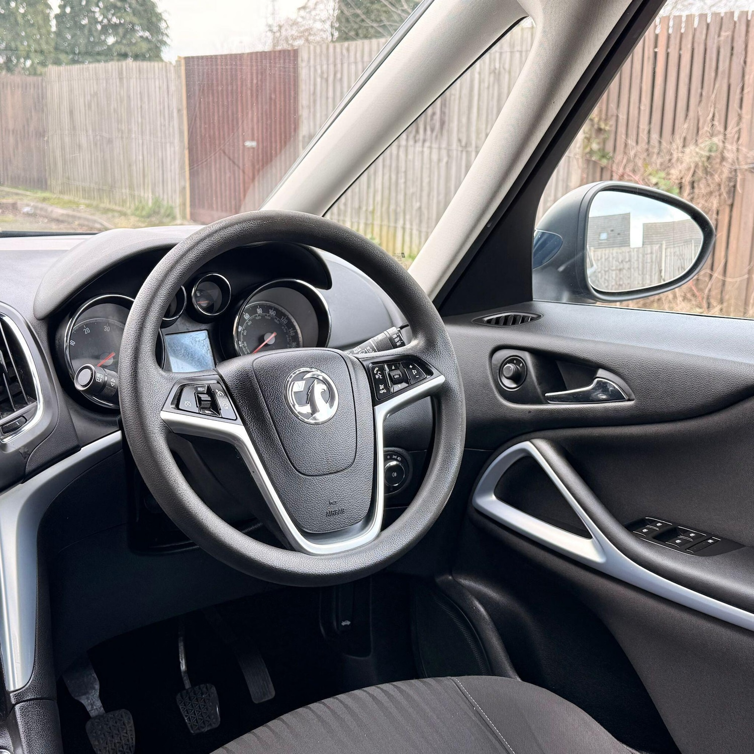 Used Vauxhall Zafira 2016 for sale - 77645914: Photo 30