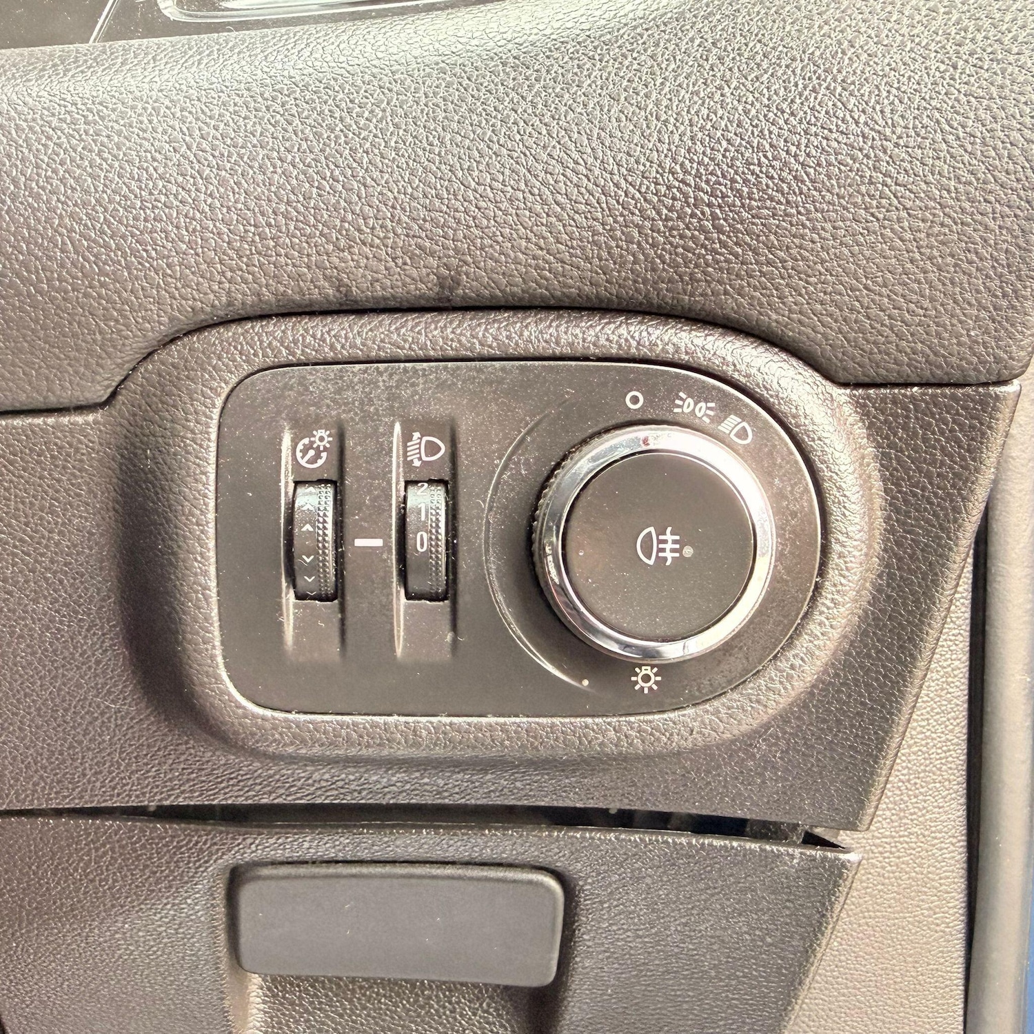 Used Vauxhall Zafira 2016 for sale - 77645914: Photo 36