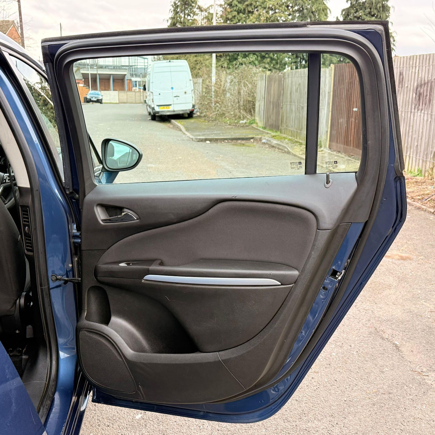 Used Vauxhall Zafira 2016 for sale - 77645914: Photo 40