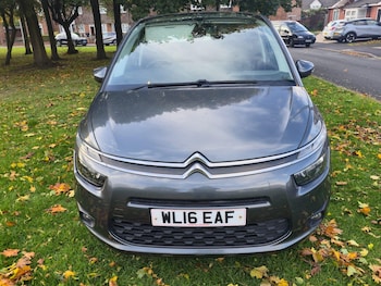 Used Citroen C4 Grand Picasso 2016 for sale - 76192890: Photo