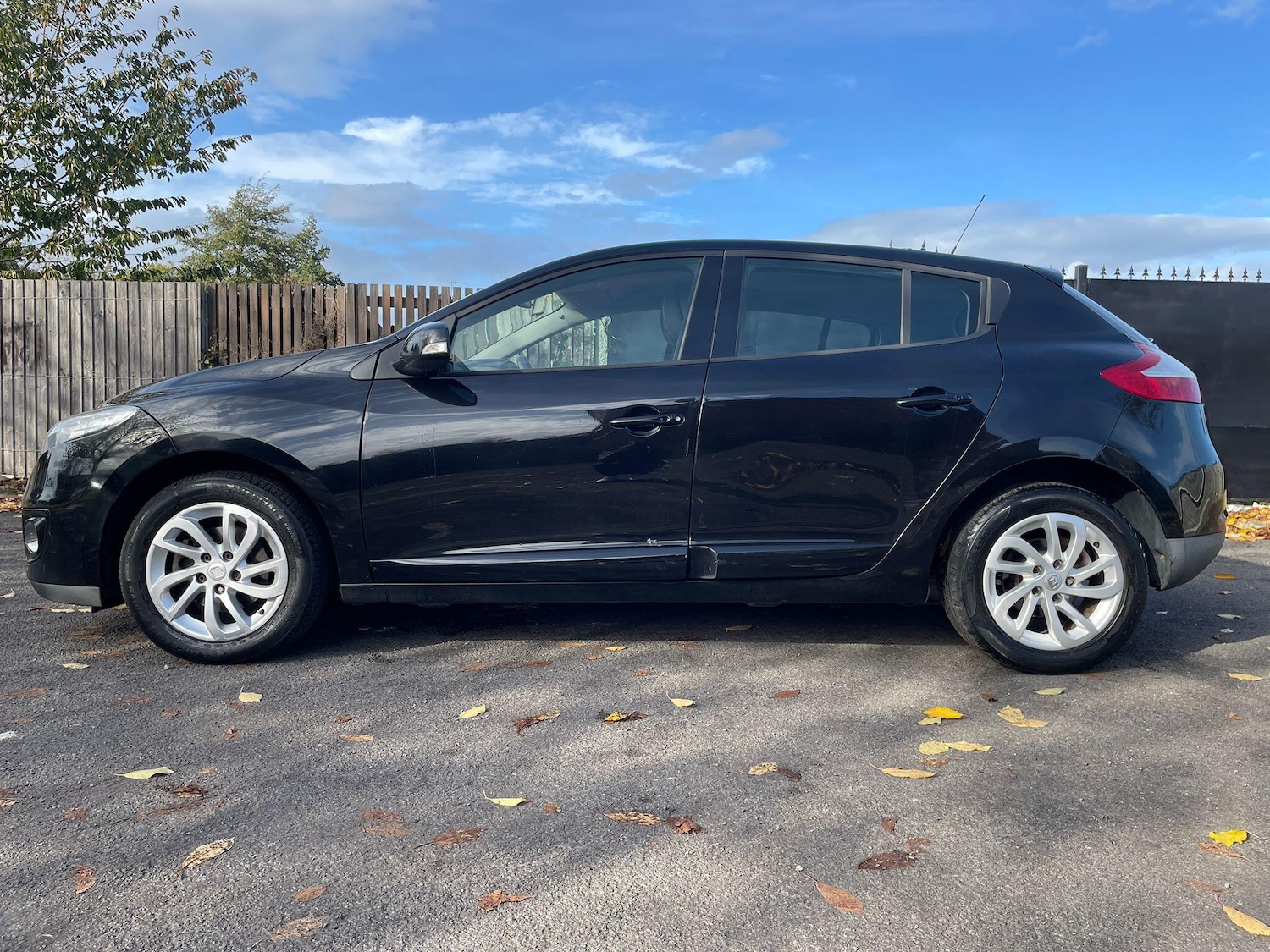 Used Renault Megane 2013 for sale - 76398119: Photo 11