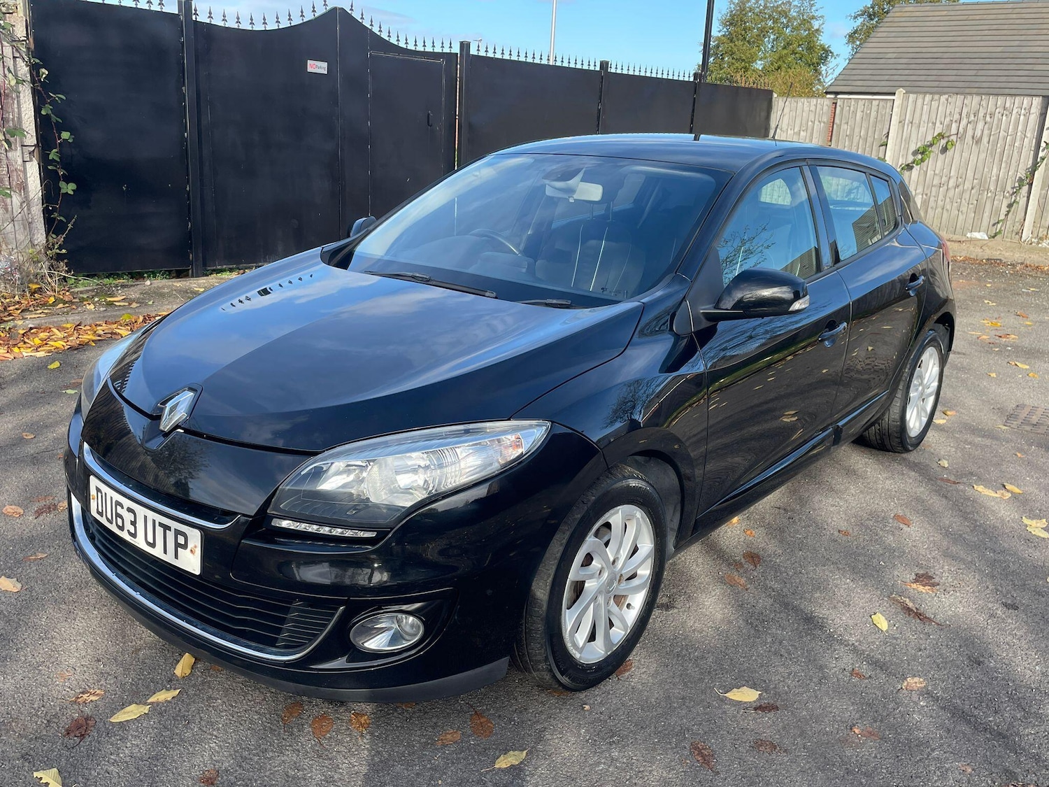 Used Renault Megane 2013 for sale - 76398119: Photo 3