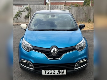 Used Renault Captur 2015 for sale - 79532279: Photo