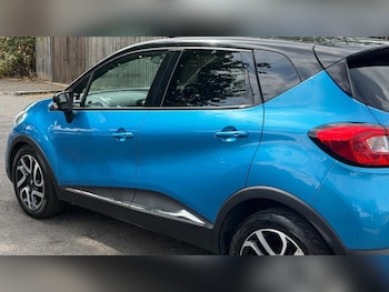 Used Renault Captur 2015 for sale - 79532279: Photo