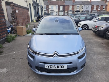 Used Citroen C4 Grand Picasso 2016 for sale - 76192908: Photo