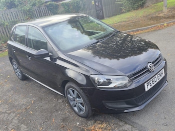 Used Volkswagen Polo 2010 for sale - 76192901: Photo