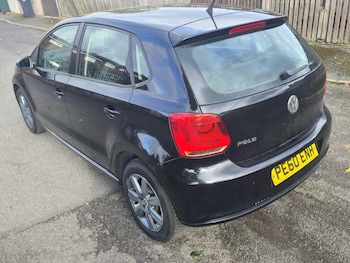 Used Volkswagen Polo 2010 for sale - 76192901: Photo