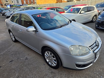Used Volkswagen Jetta 2009 for sale - 76192897: Photo