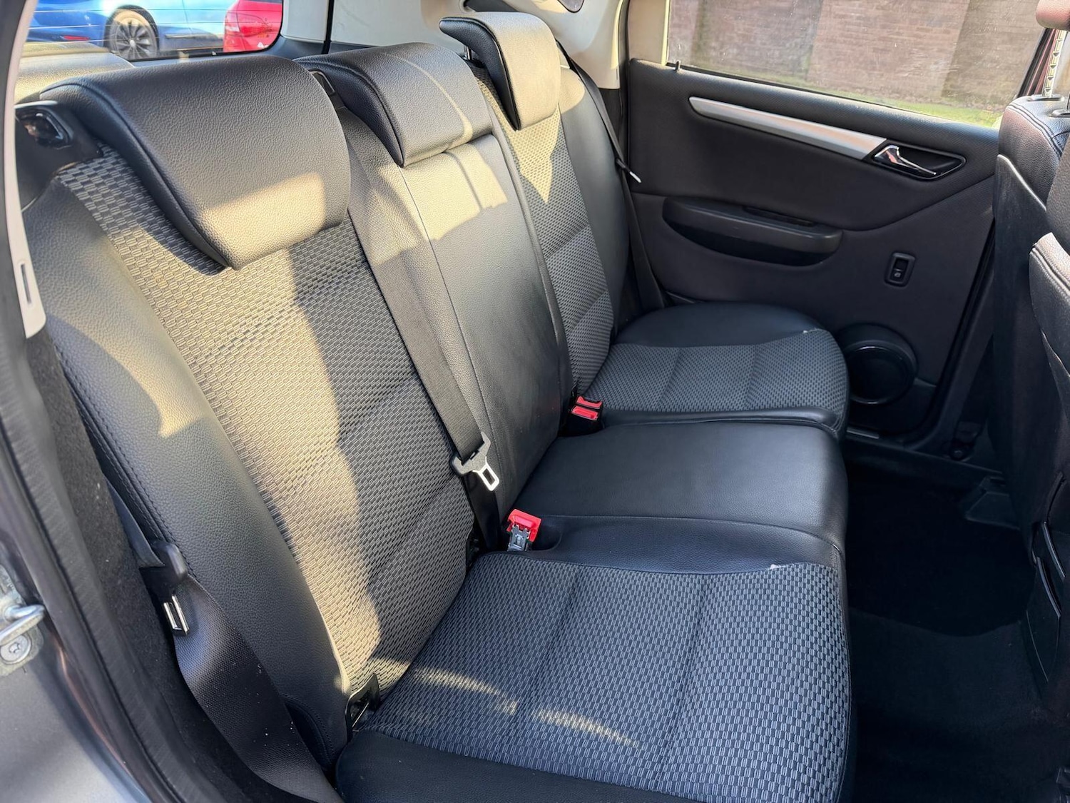 Used Mercedes-Benz A-Class 2009 for sale - 76964393: Photo 16