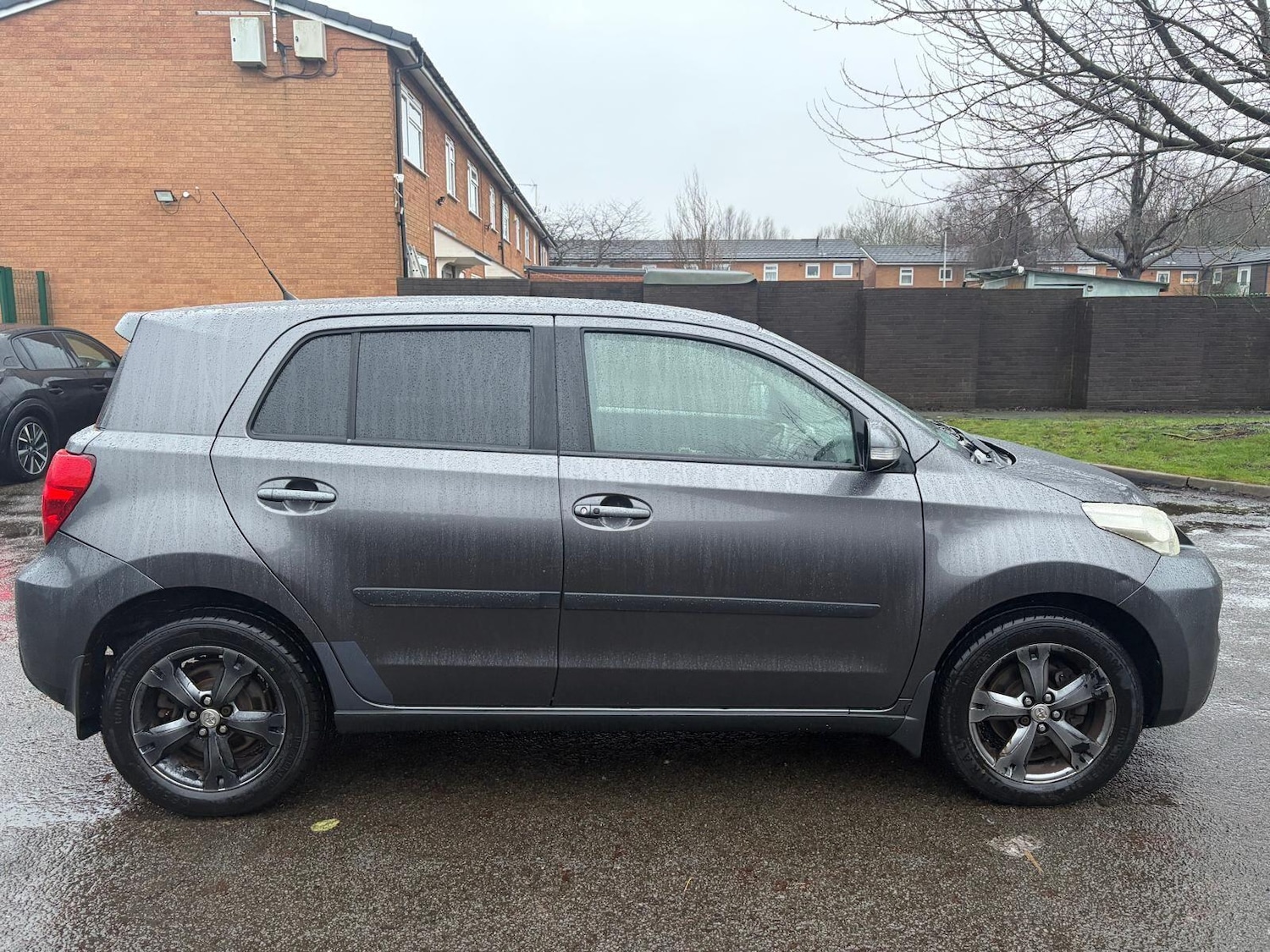 Used Toyota Urban Cruiser 2010 for sale - 77424964: Photo 22